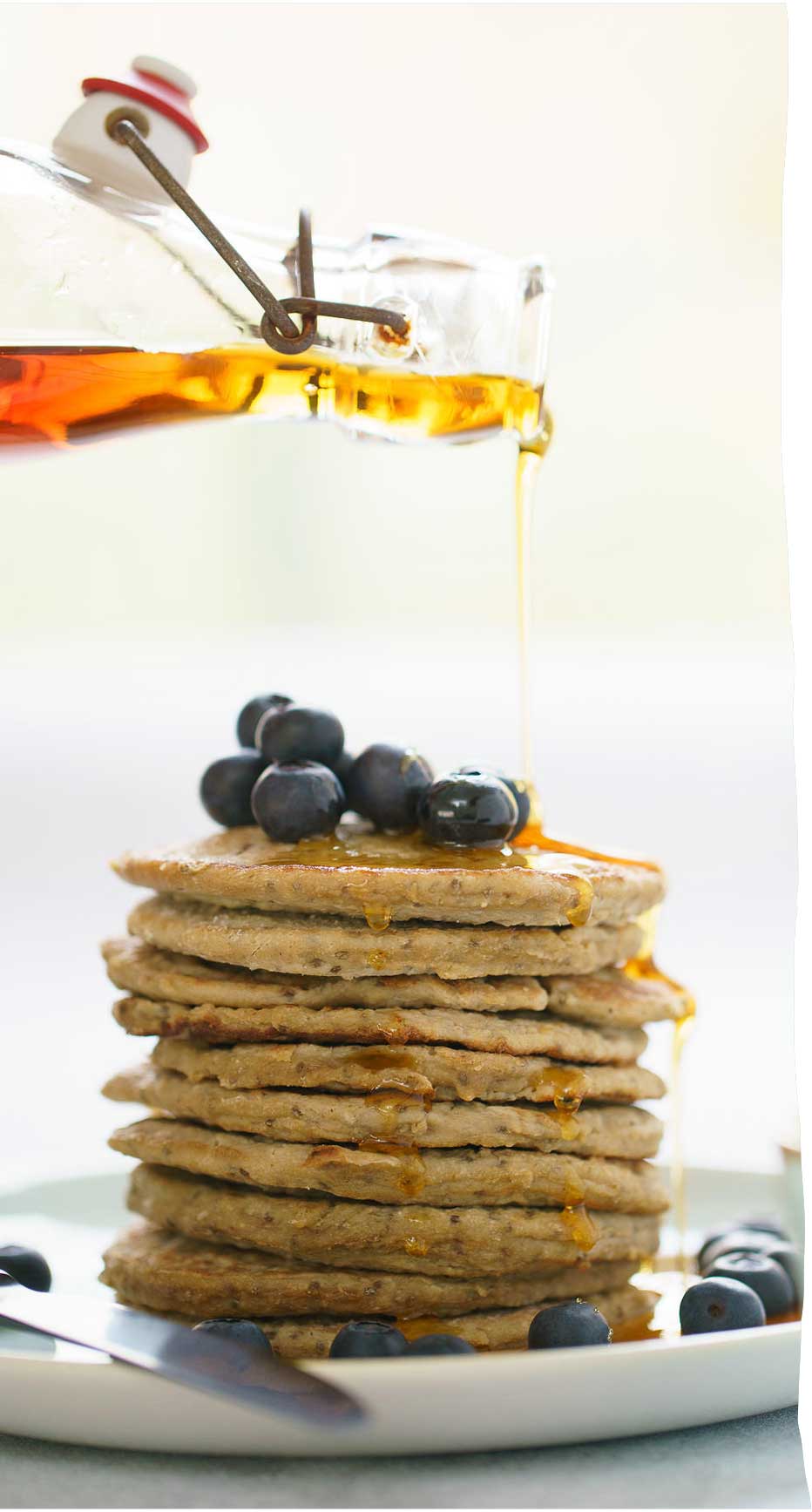 Banana pancakes - Zero waste recipe - Nats Rawline